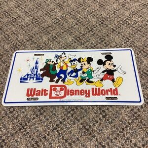 Vintage Walt Disney World Raised Character License Plate * NEW * Mickey Minnie